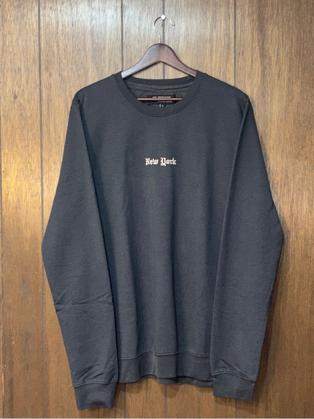 Black New York Crewneck Sweatshirt Mens Large Minimalist Streetwear